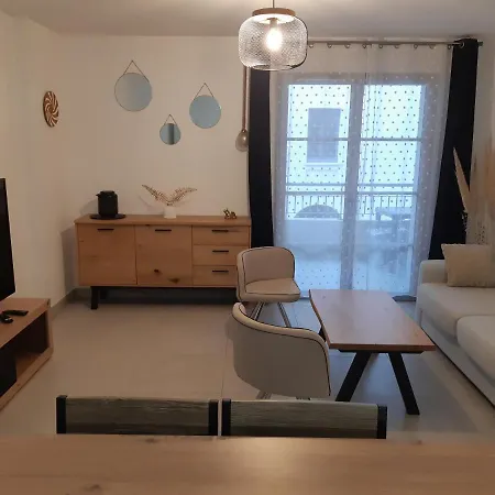 Proche Du Port De Bonifacio Apartment